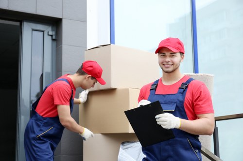 Commercial packing boxes and supplies for Putney businesses